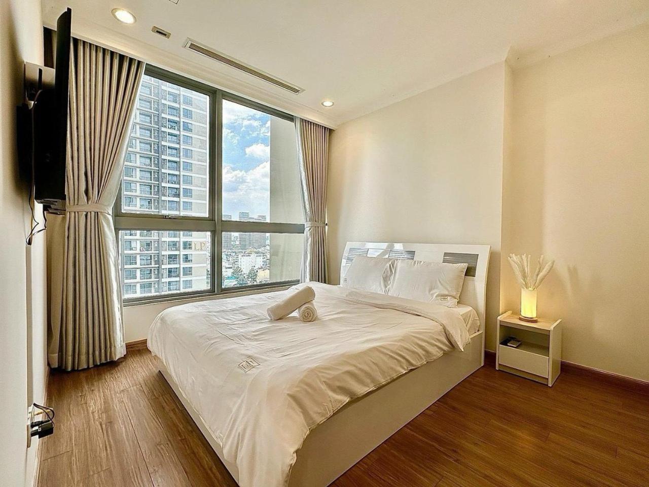 Cozy Haven - Vinhomes Park